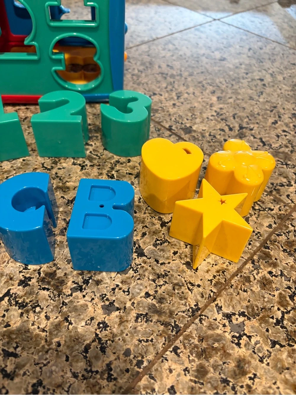 Battat Shape Sorter Cube